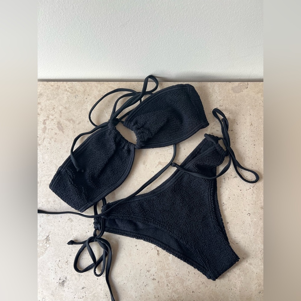 Love & Bikinis 🖤 bikini set